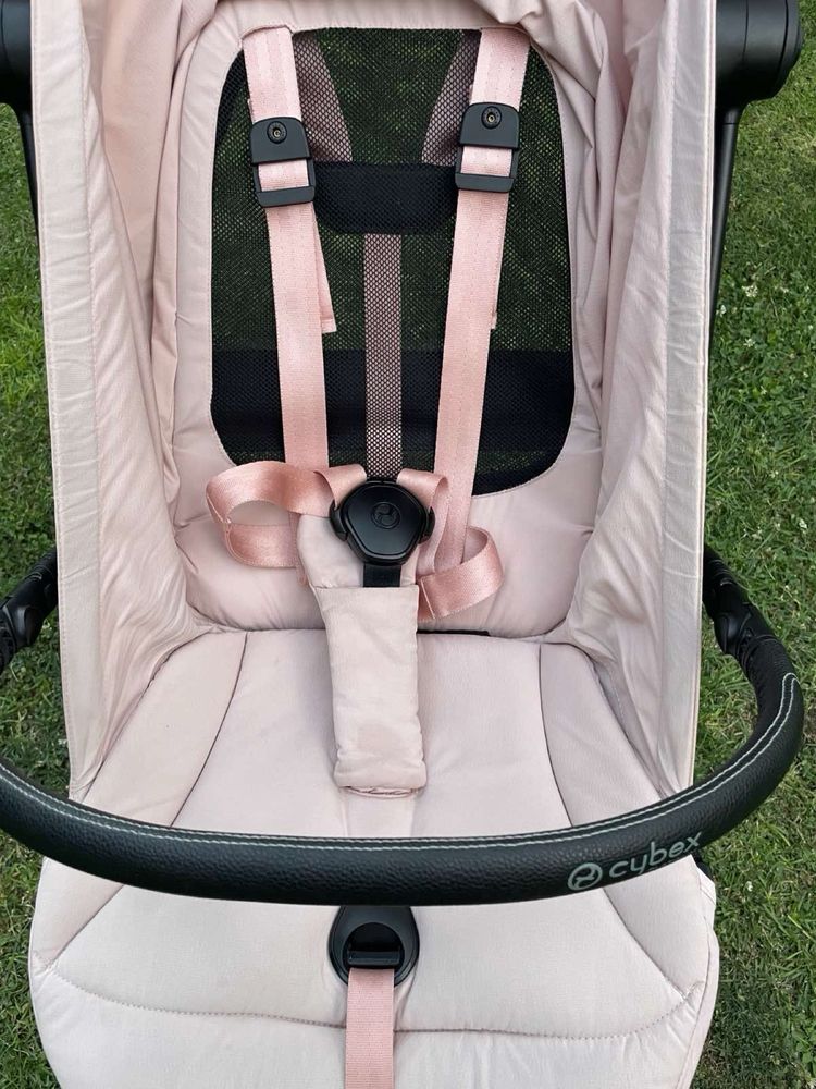 Лятна количка на CYBEX
