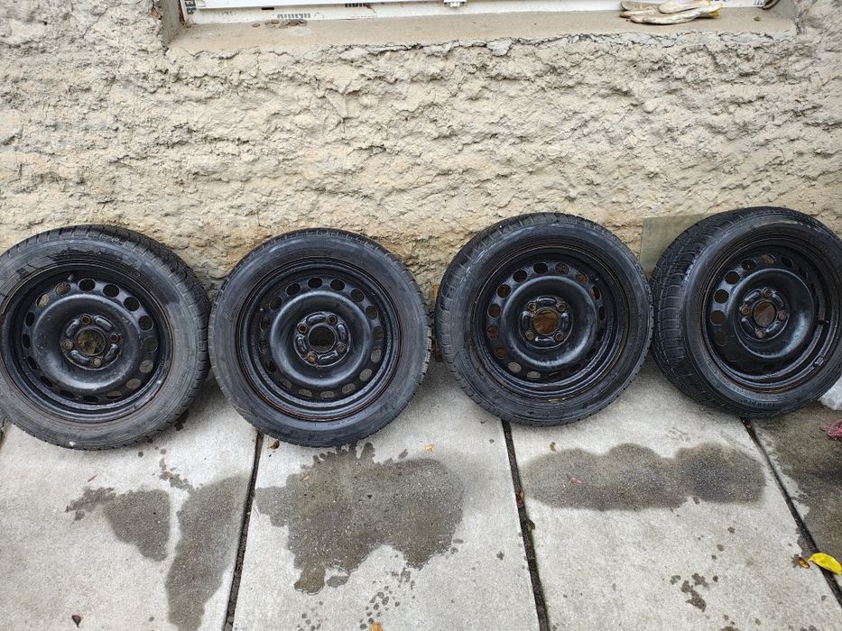 Anvelope iarna 195/55 R15