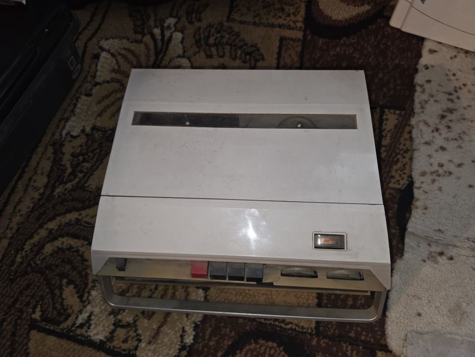 Катушечный магнитофон «Романтик-3»