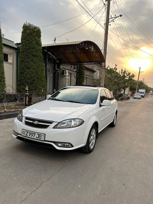 Jentra 3 pozitsiya avtomat elegant + sotiladi kiraska toza