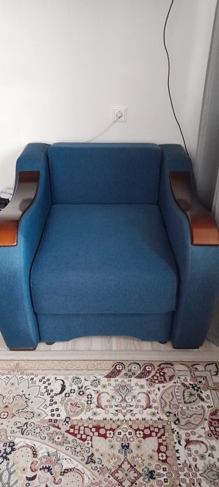 Продам кресло диван