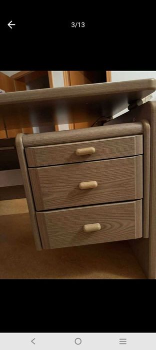 Vând masă de birou