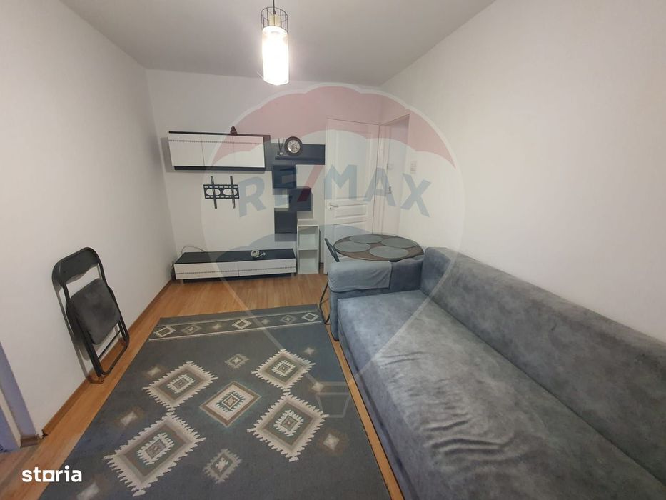 Apartament 3 camere de vanzare zona Orizont. Etaj 1