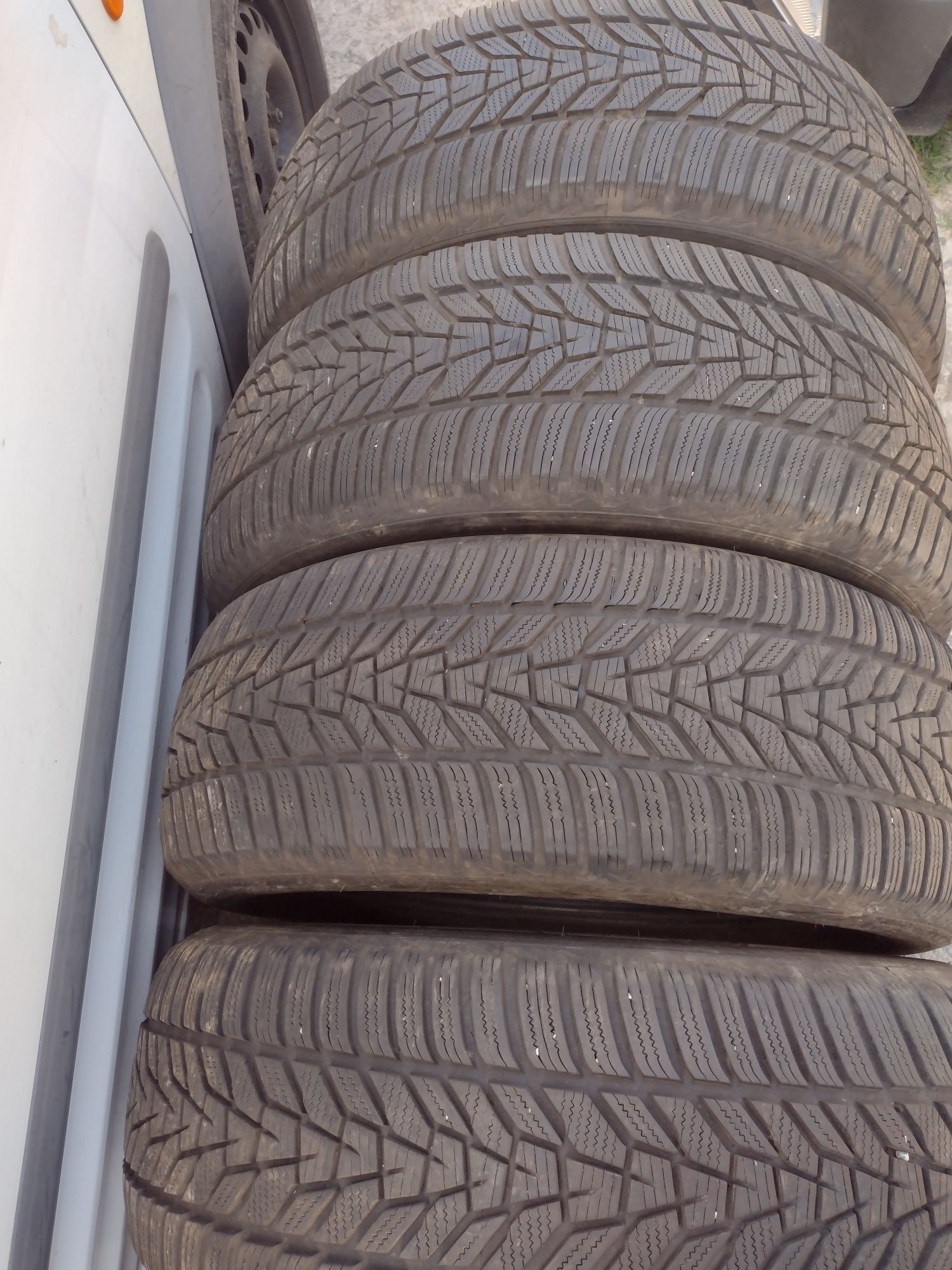 Почти нови 4бр 265/60/18 Hankook I cept evo 3 suv dot1822