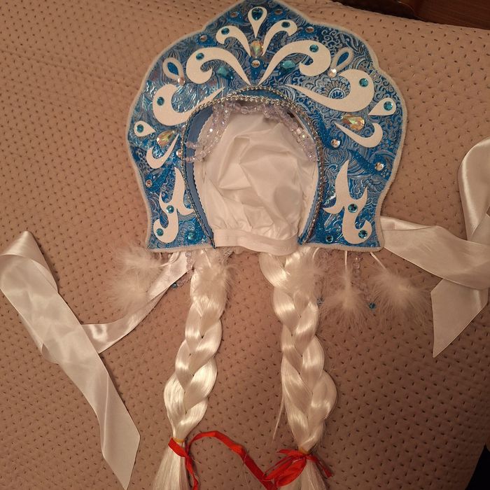 Продам и Прокат кокошник корона  для снегурочки
