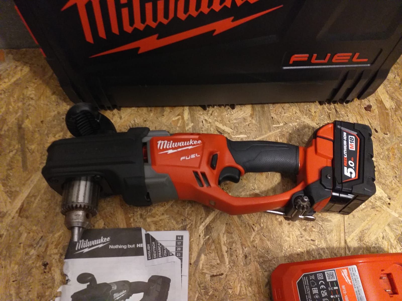 Milwaukee hilti autor