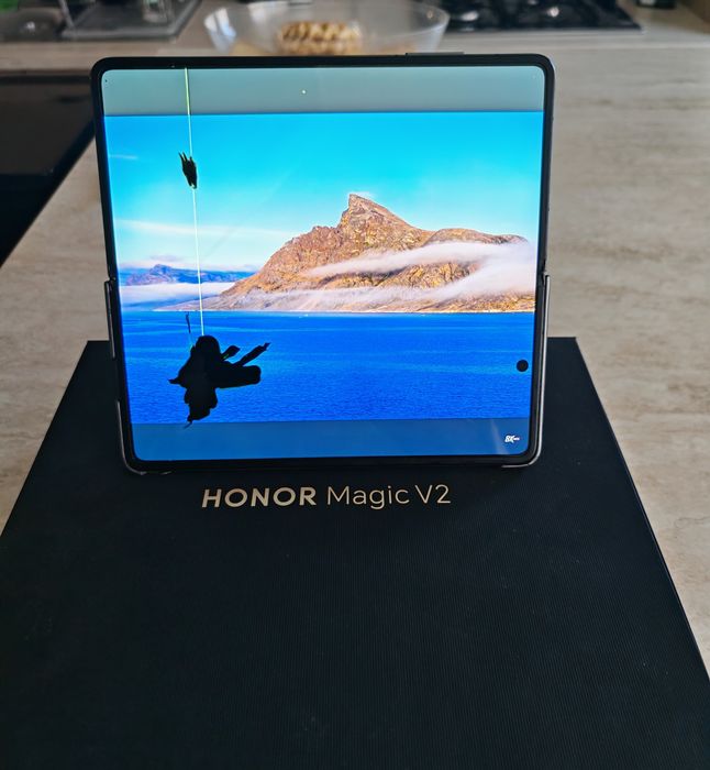 Telefon Honor Magic V2