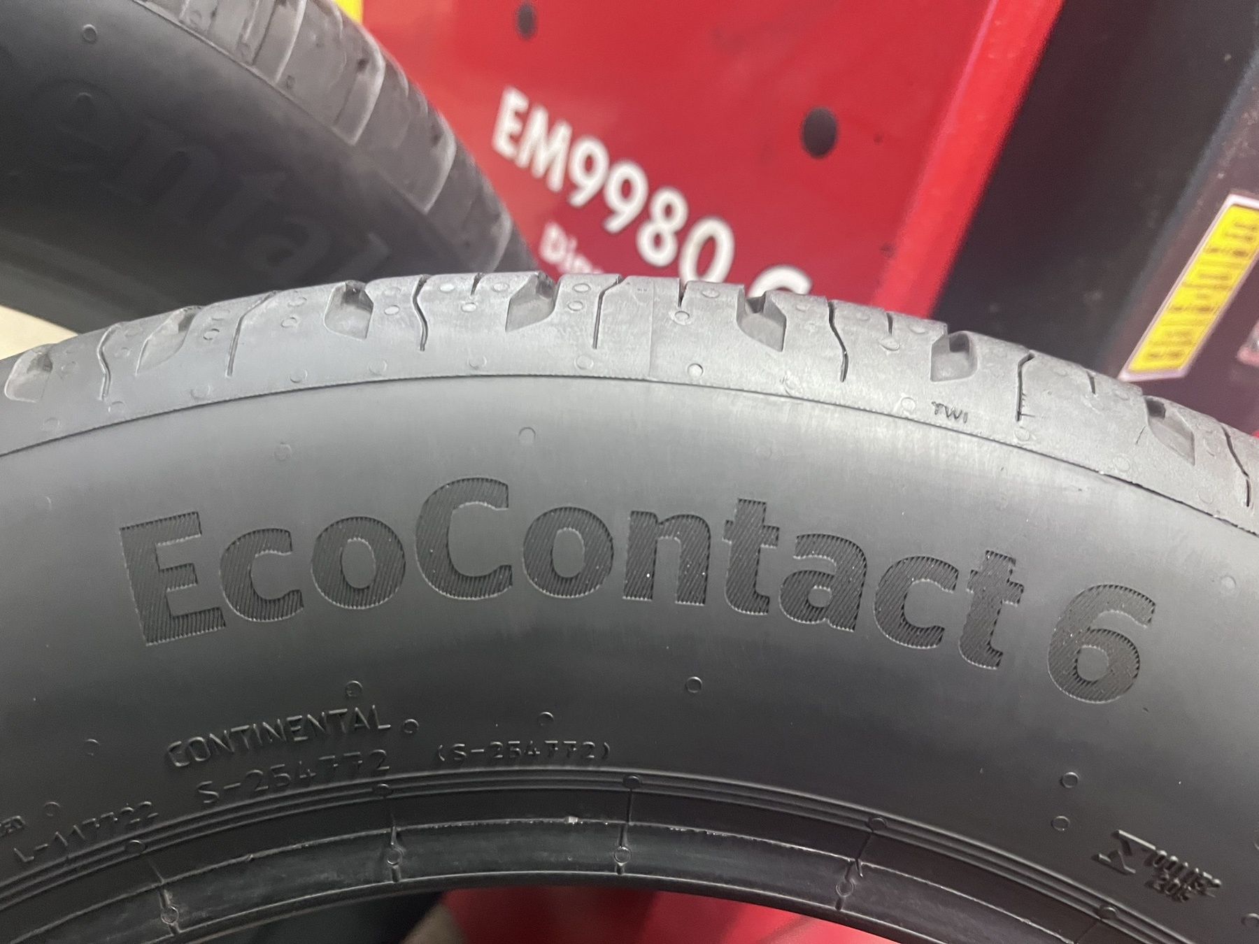 Летни гуми 175/65 R15 Continental