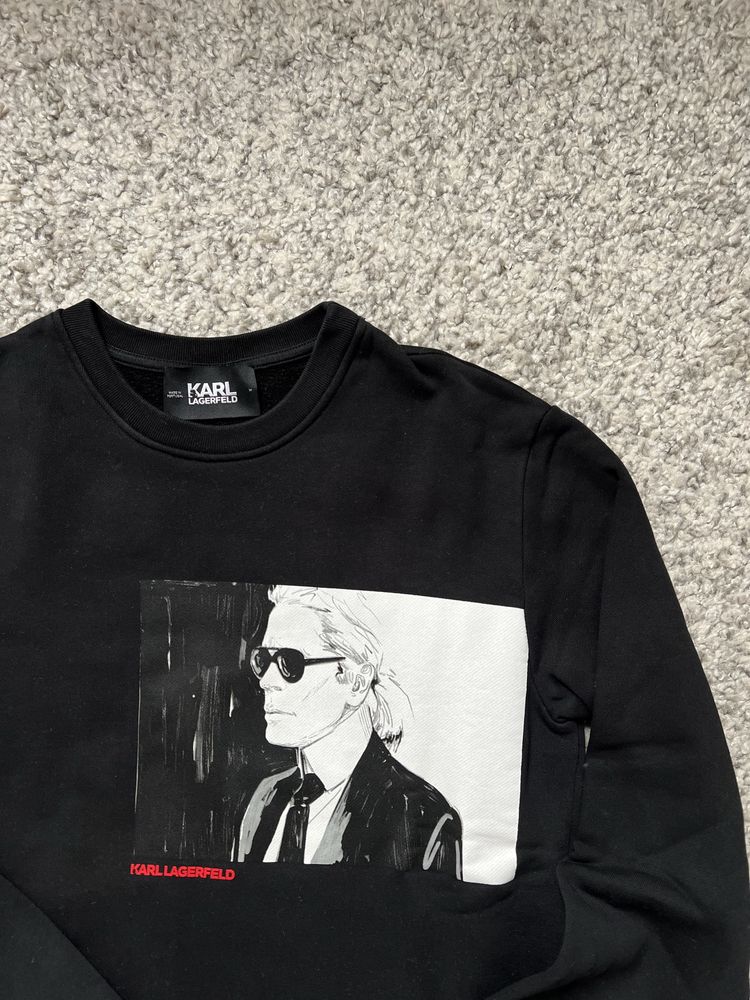 Vând bluza Karl Lagerfeld