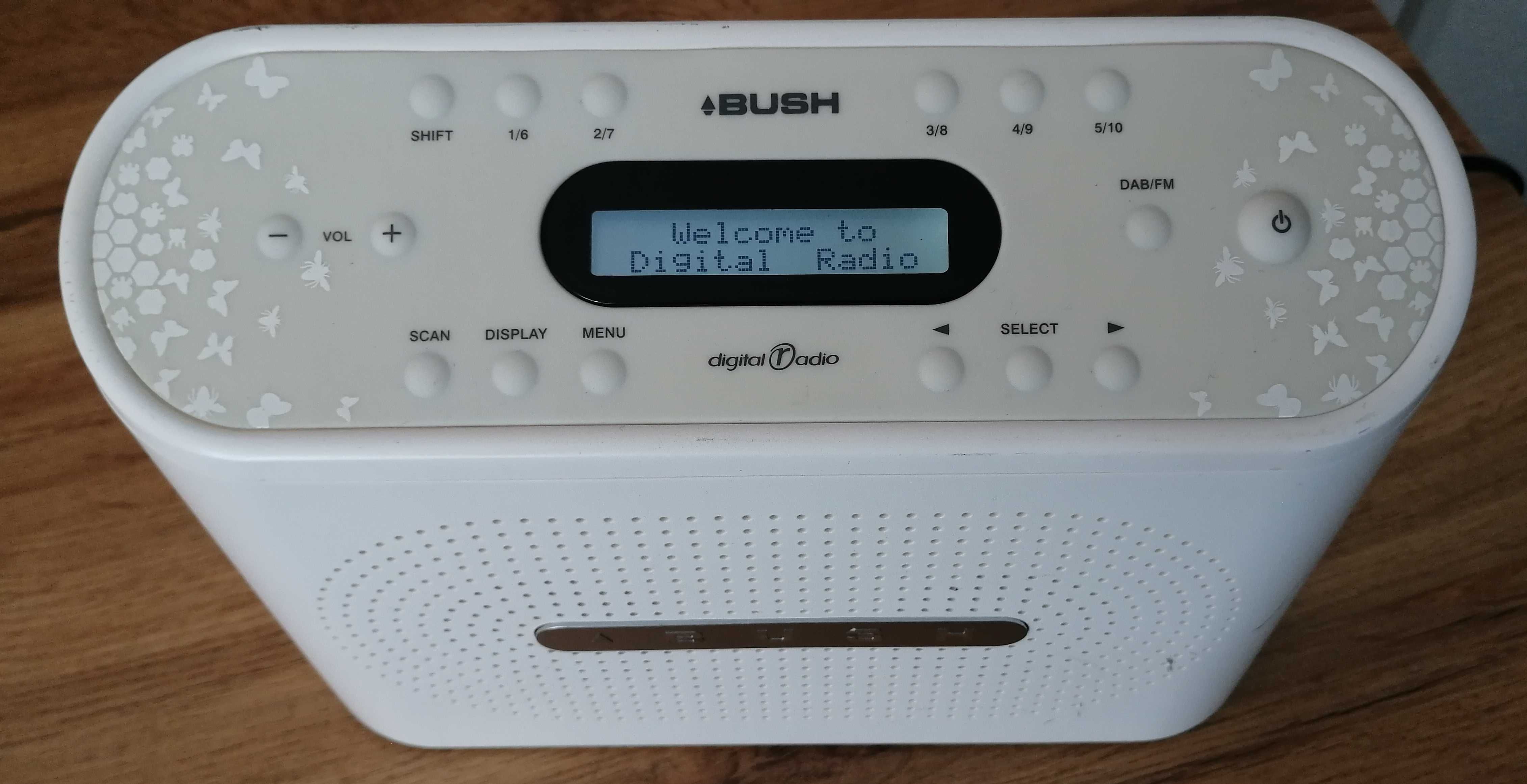 Radio  Vintage BUSH - DAB/FM