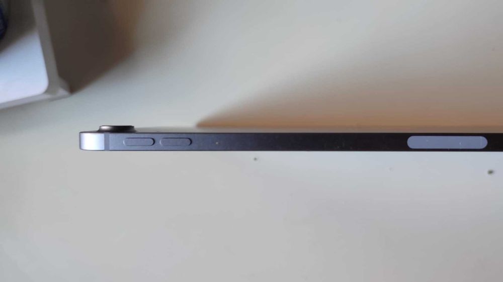 Apple iPad Air (5th Generation) 256 GB – 2022