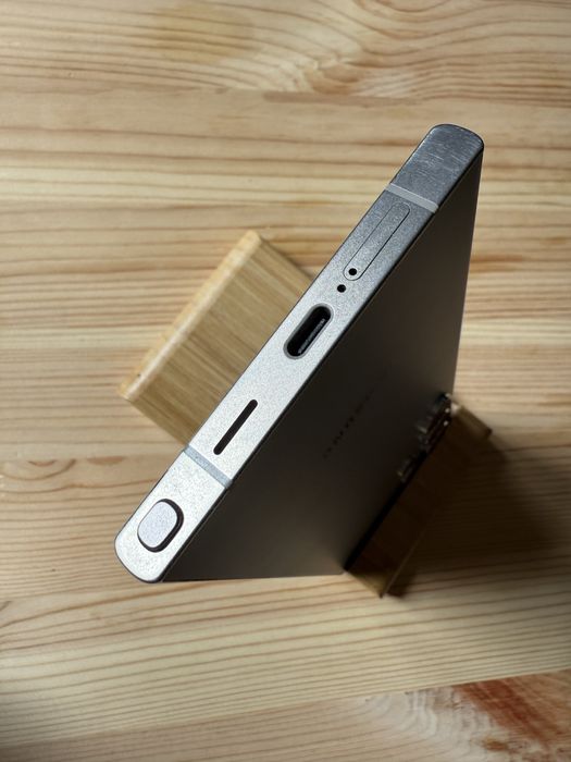 Samsung S24Ultra Titanium Gray ,Ca Nou 12Gb Ram ,256Gb Unlocked