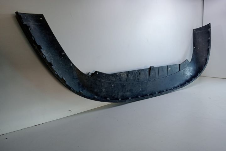 Spoiler bara fata  3C0805903 Volkswagen VW Passat B6