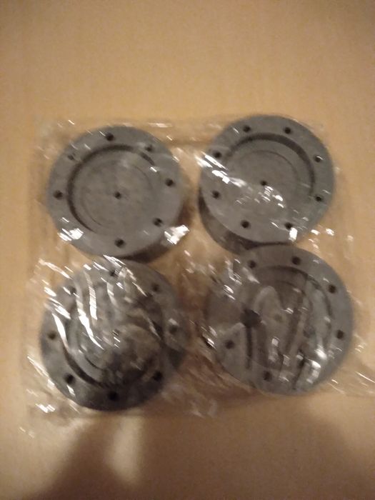 Set 4 suporți antialunecare, antizgomot mașina de spălat și frigidere