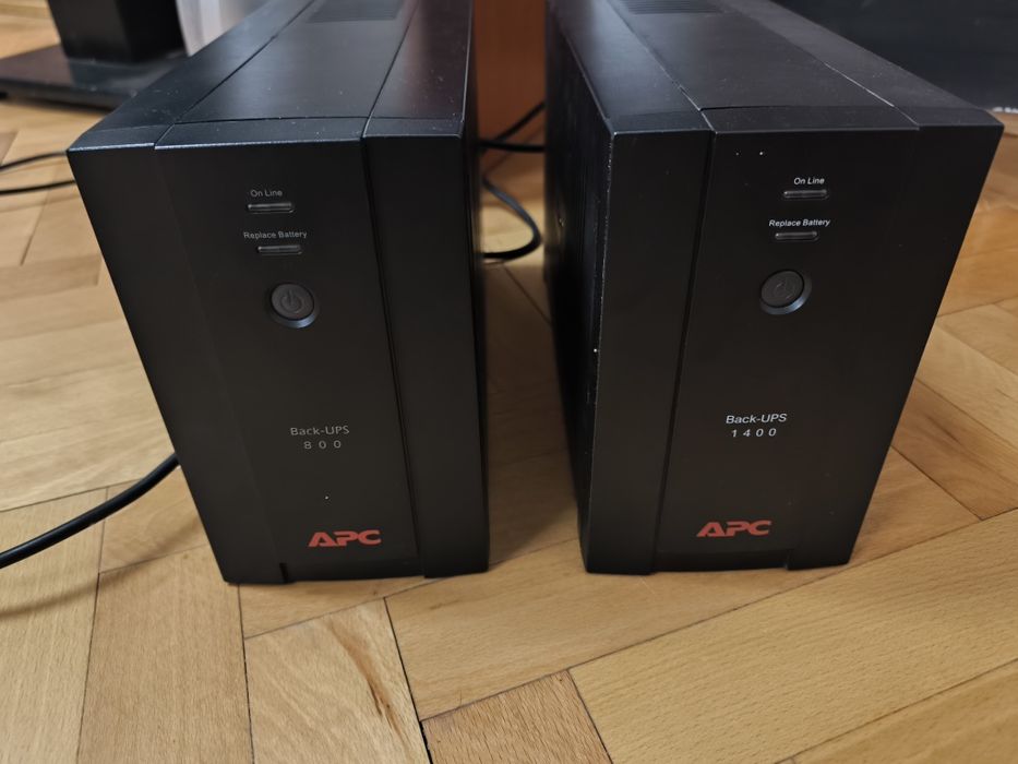 Ups APC back-ups 800 si 1400