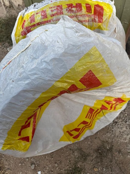 Продам зимние шины без порезов и латок R 18 285/60