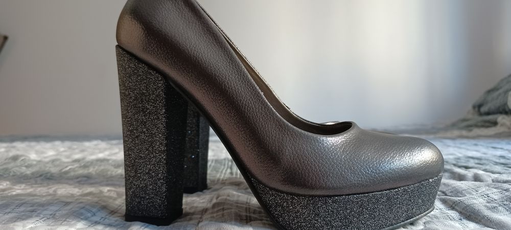 Pantofi cu toc Francessca Visconti