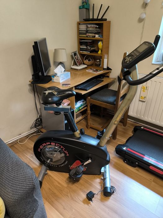 Vând bicicleta electrica PERFECTUM The Fitness Company