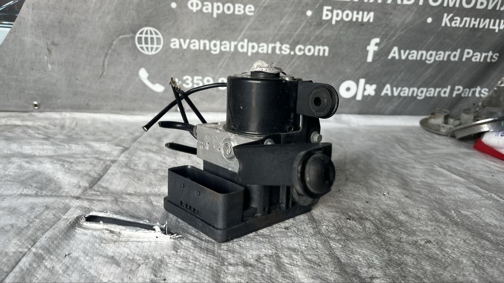 Ford Kuga 1 ABS помпа