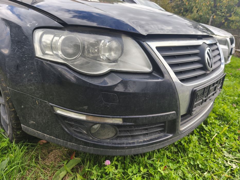 Bară față completă cu grilă culoarea neagră L041 Volkswagen Passat B6