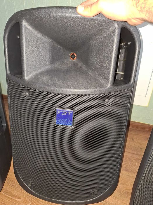 vând 4 boxe FBT perfet functionale