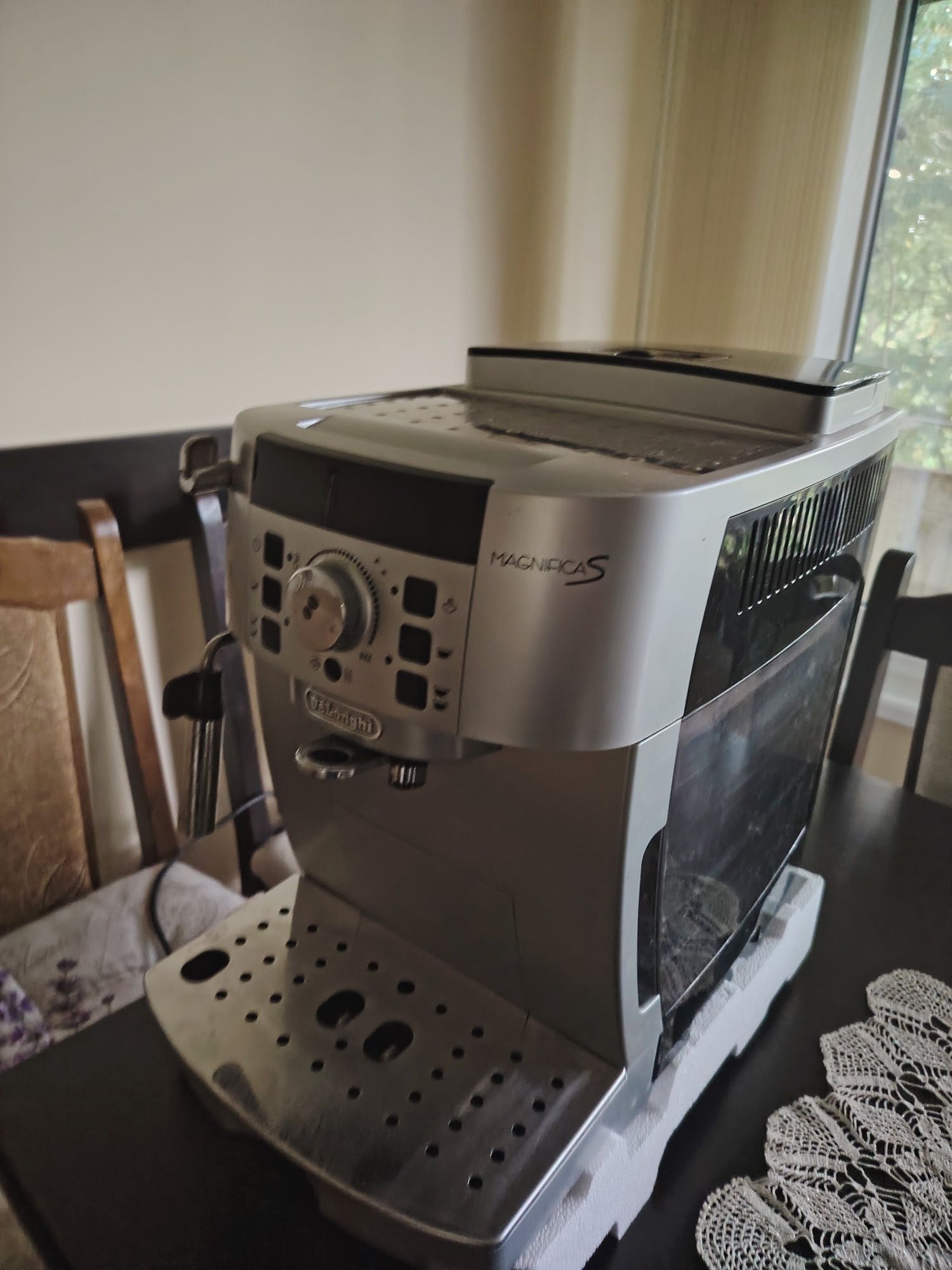 Кафе машина DeLonghi Magnifica S