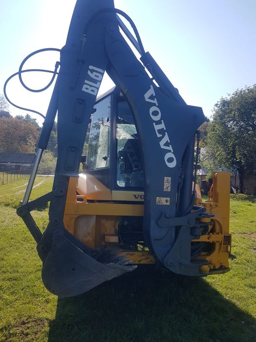 Buldoexcavator 2010