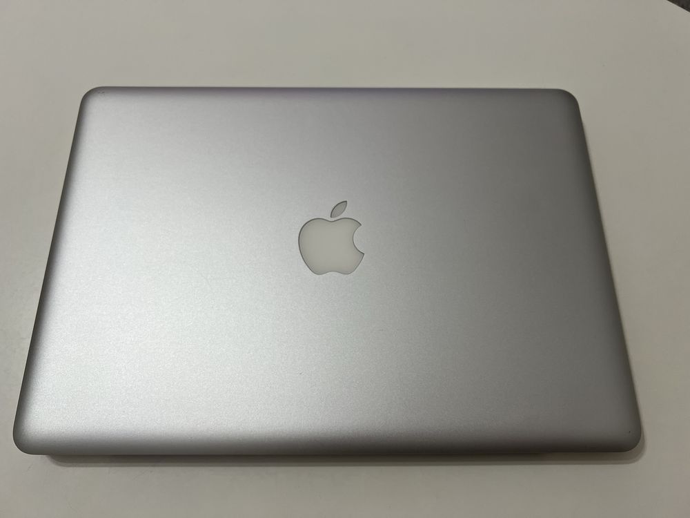 MacBook Pro (13-inch, Mid 2010)