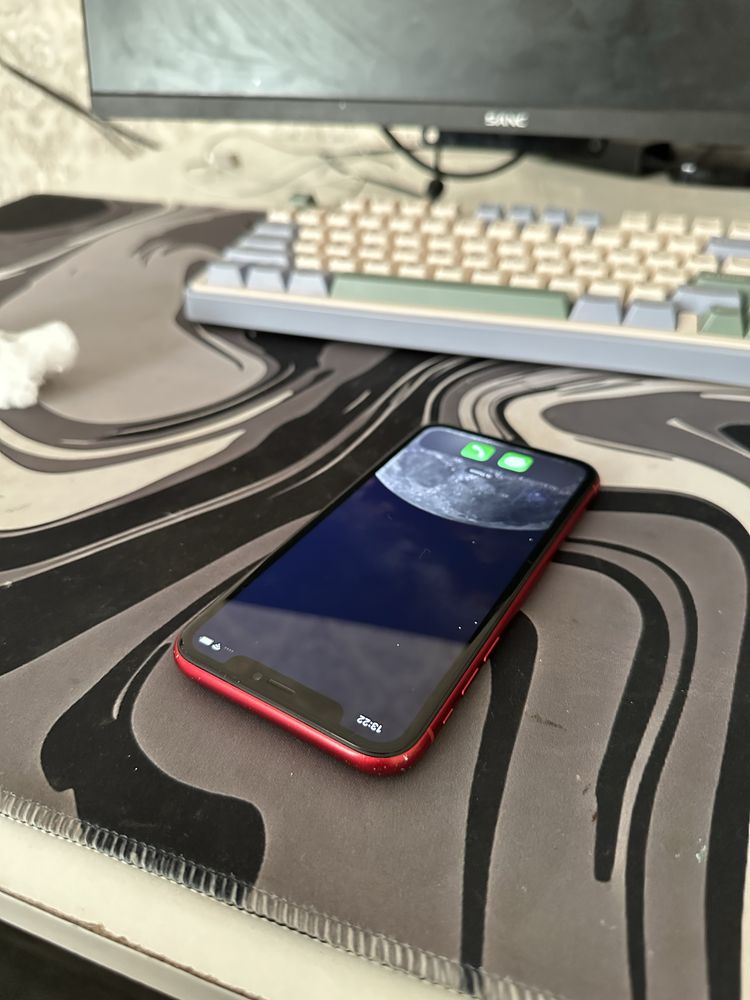 Iphone xr 64gb  идеал