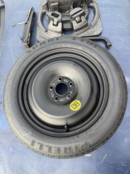 rezerva cric cheie roti ford focus 2 facelift