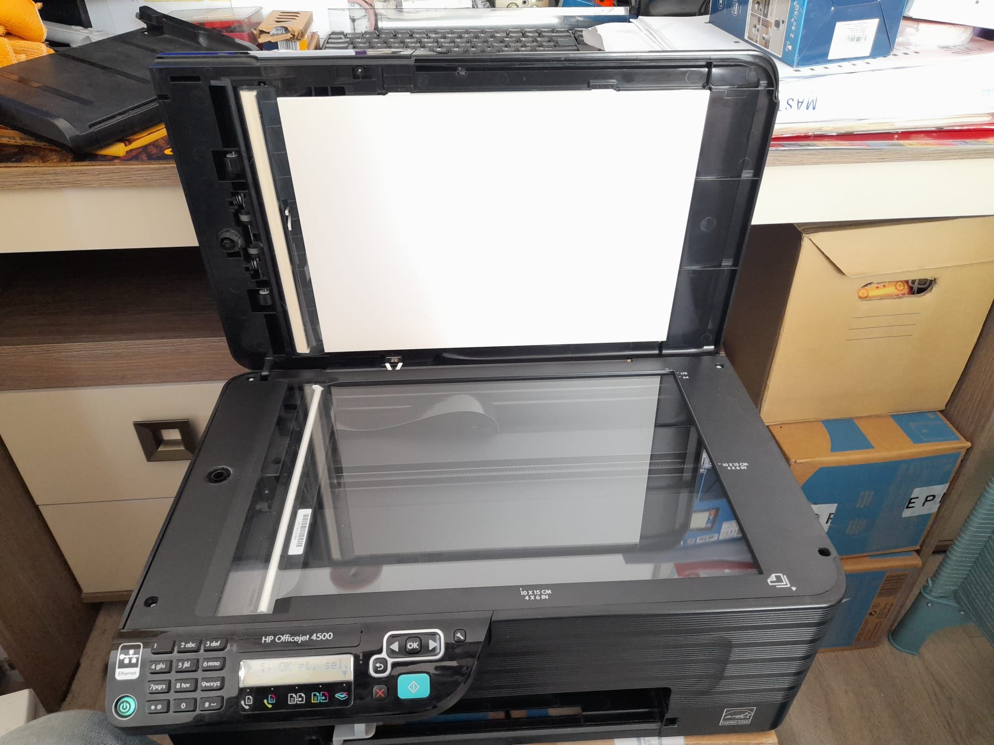 Imprimantă cu scanner