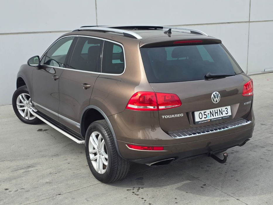 Volkswagen Touareg Hybrid fulloption piele țeapă navi camere xenon