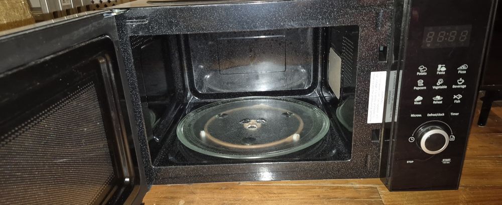 Cuptor cu microunde Daewoo