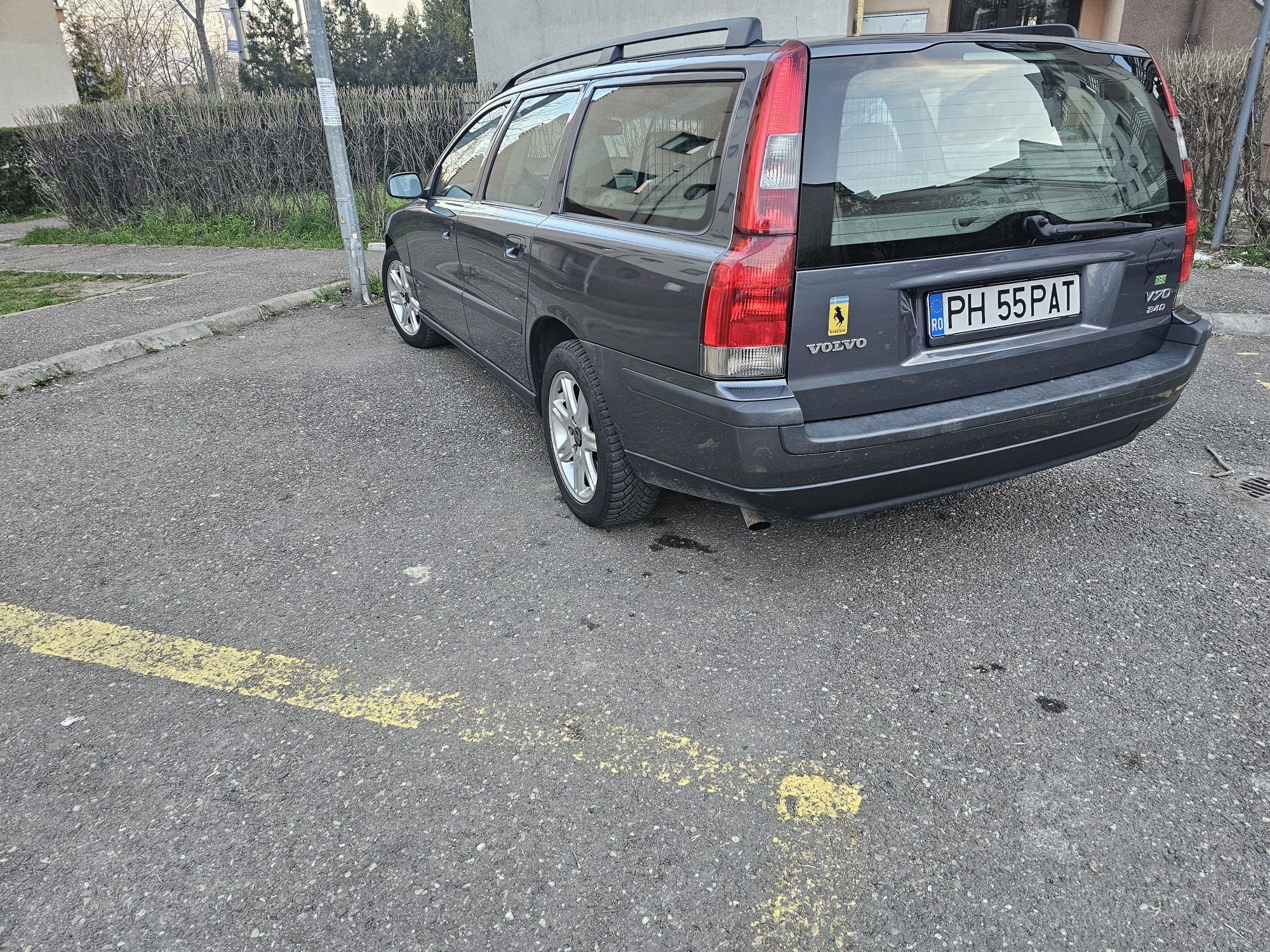 Volvo V70  Diesel 2400 cm³ 130 CP