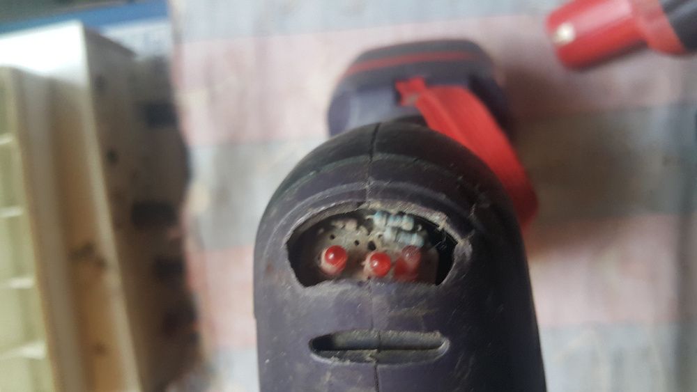 Винтоверт Спарки със стари батерии за възстановяване Sparky BR 15E