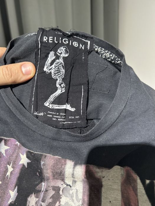 Tricou Religion marimea M