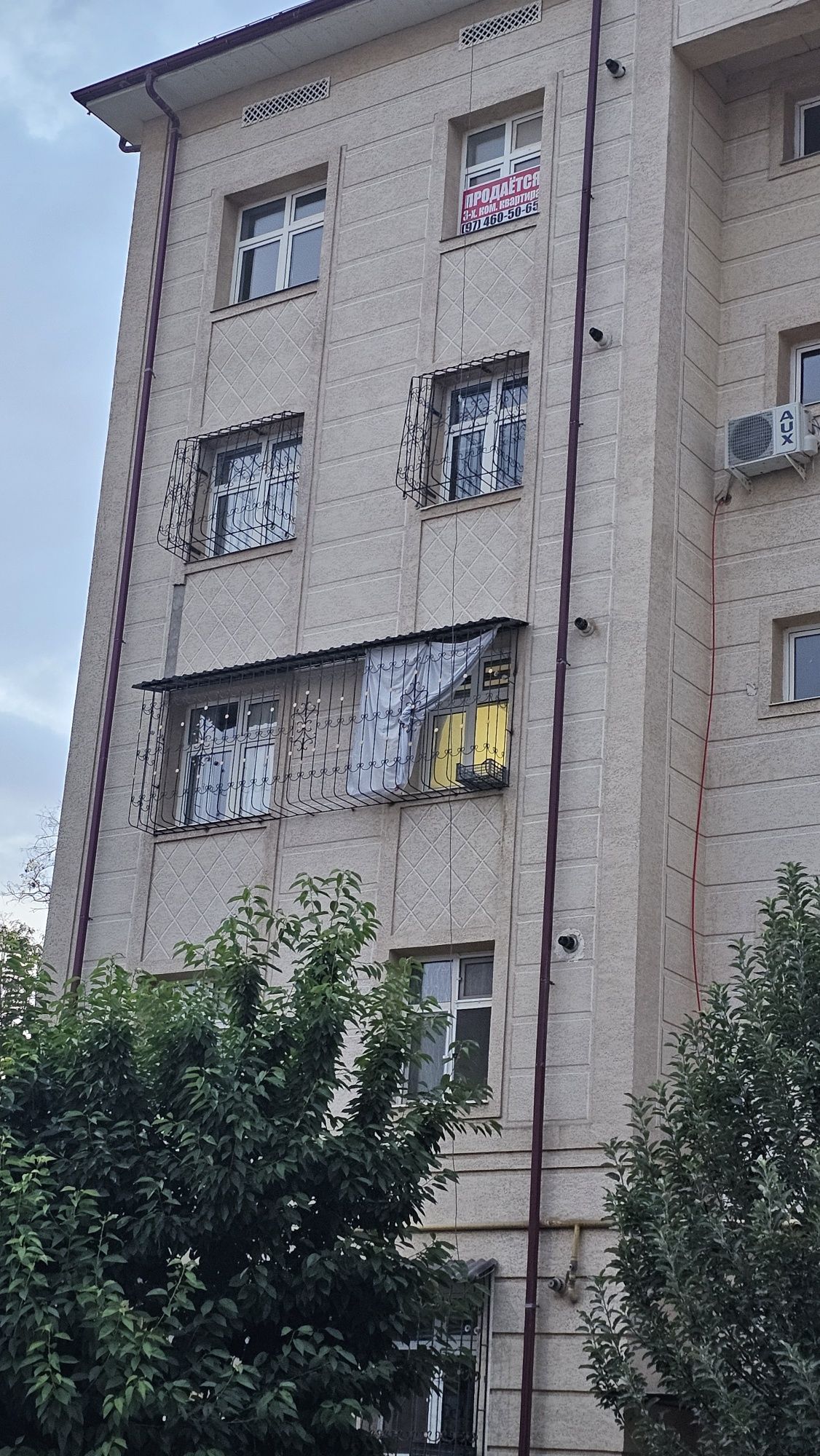 Янги домлардан 3хонали уй сотилади Янги Дилчехра томонда