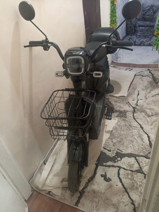 Продам новый электроскутер