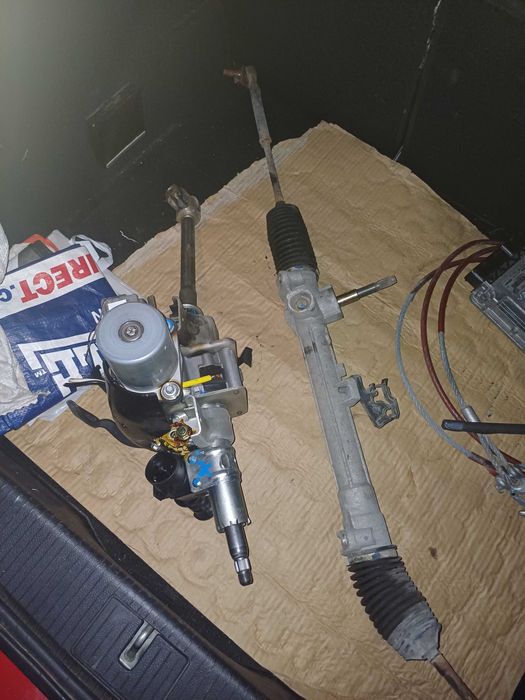 Продаваме хидравлична рейка и кормилна колона за ФИАТ ПУНТО 2006г.