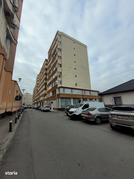 Vanzare apartament 4 camere - 82 mp - ultracentral - Targu Jiu