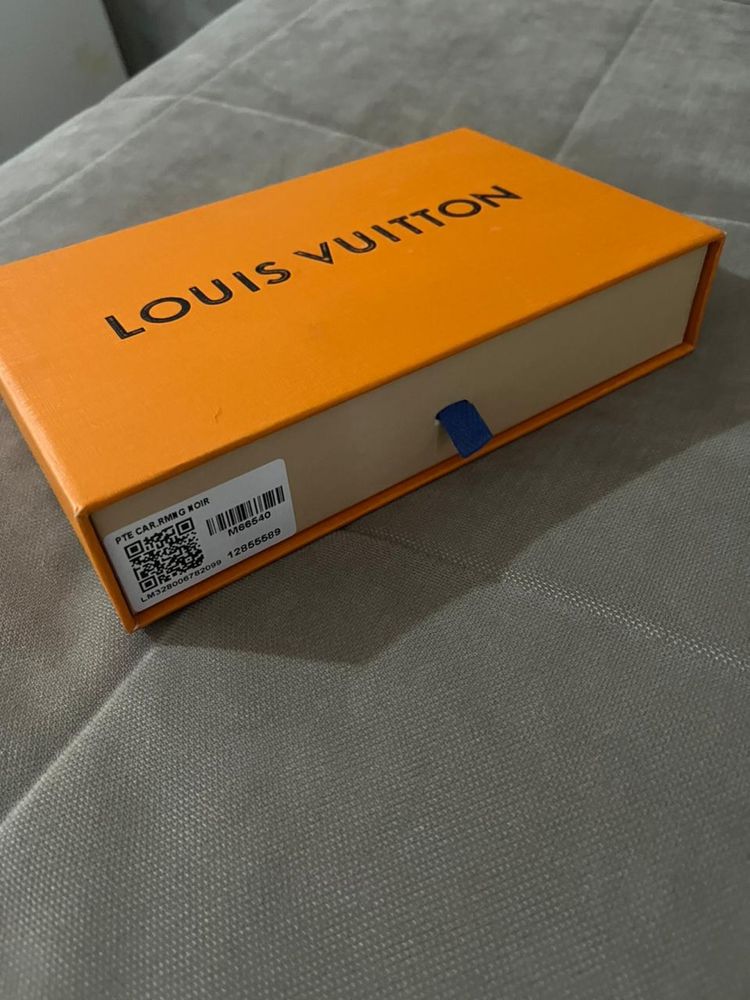 Louis Vuitton кошелек