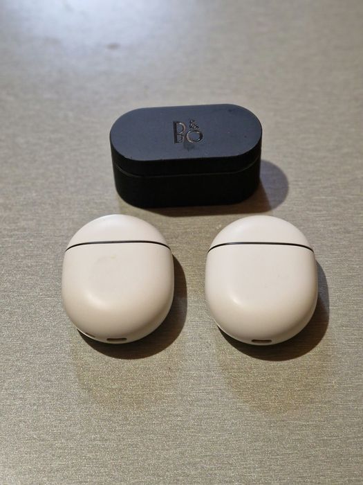 Casti Google pixel buds pro 1 si 2, bang and olufsen e8 sport