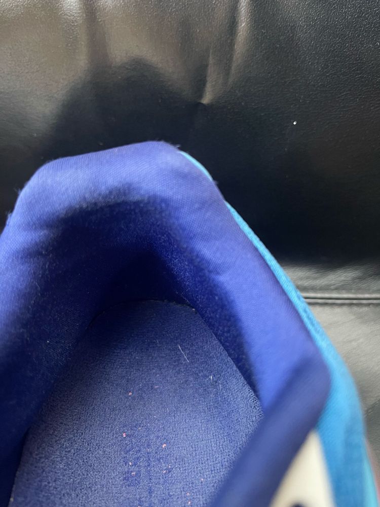 Vind pantof de alergare adidas