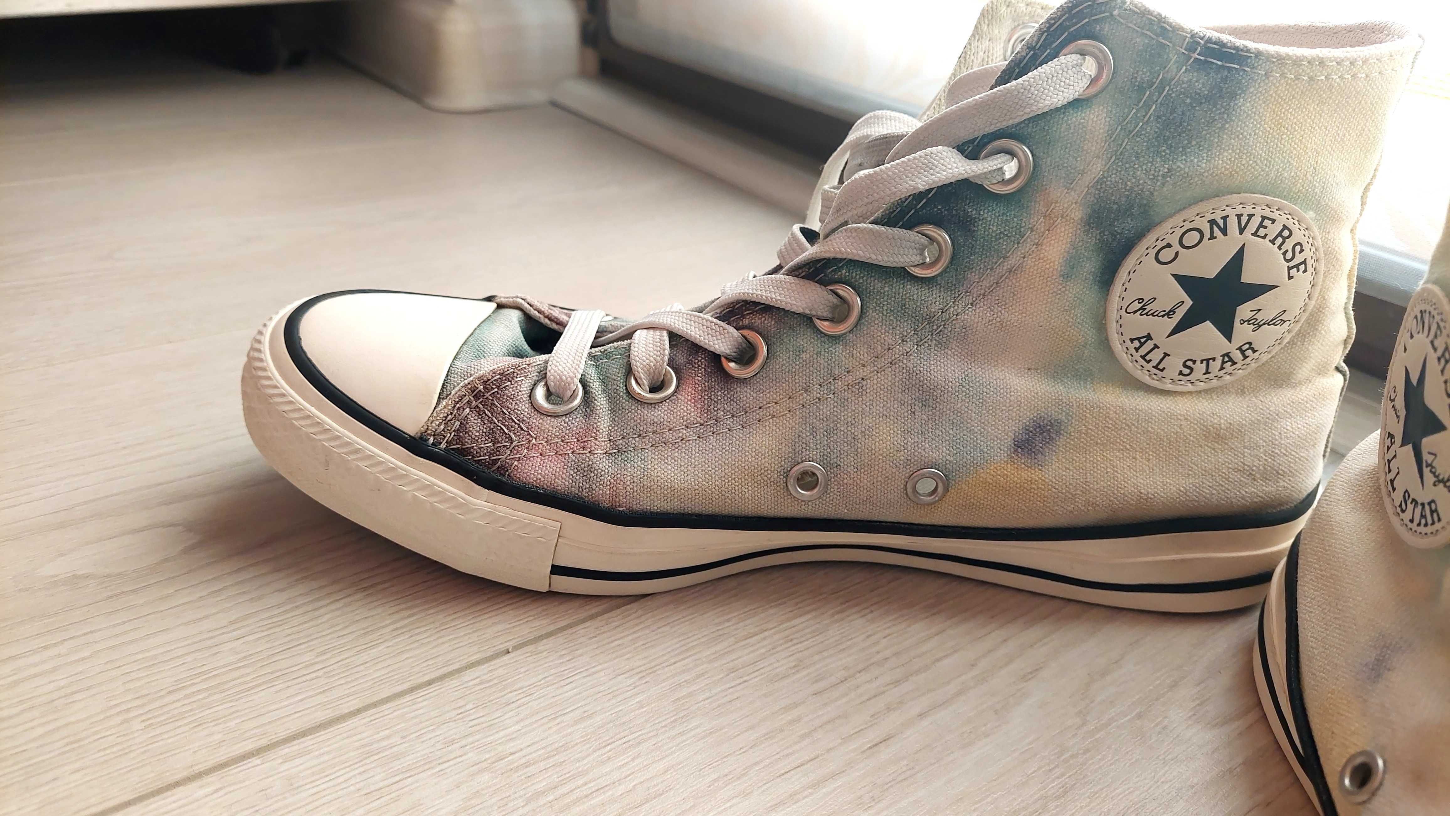 Converse colorati marimea 39