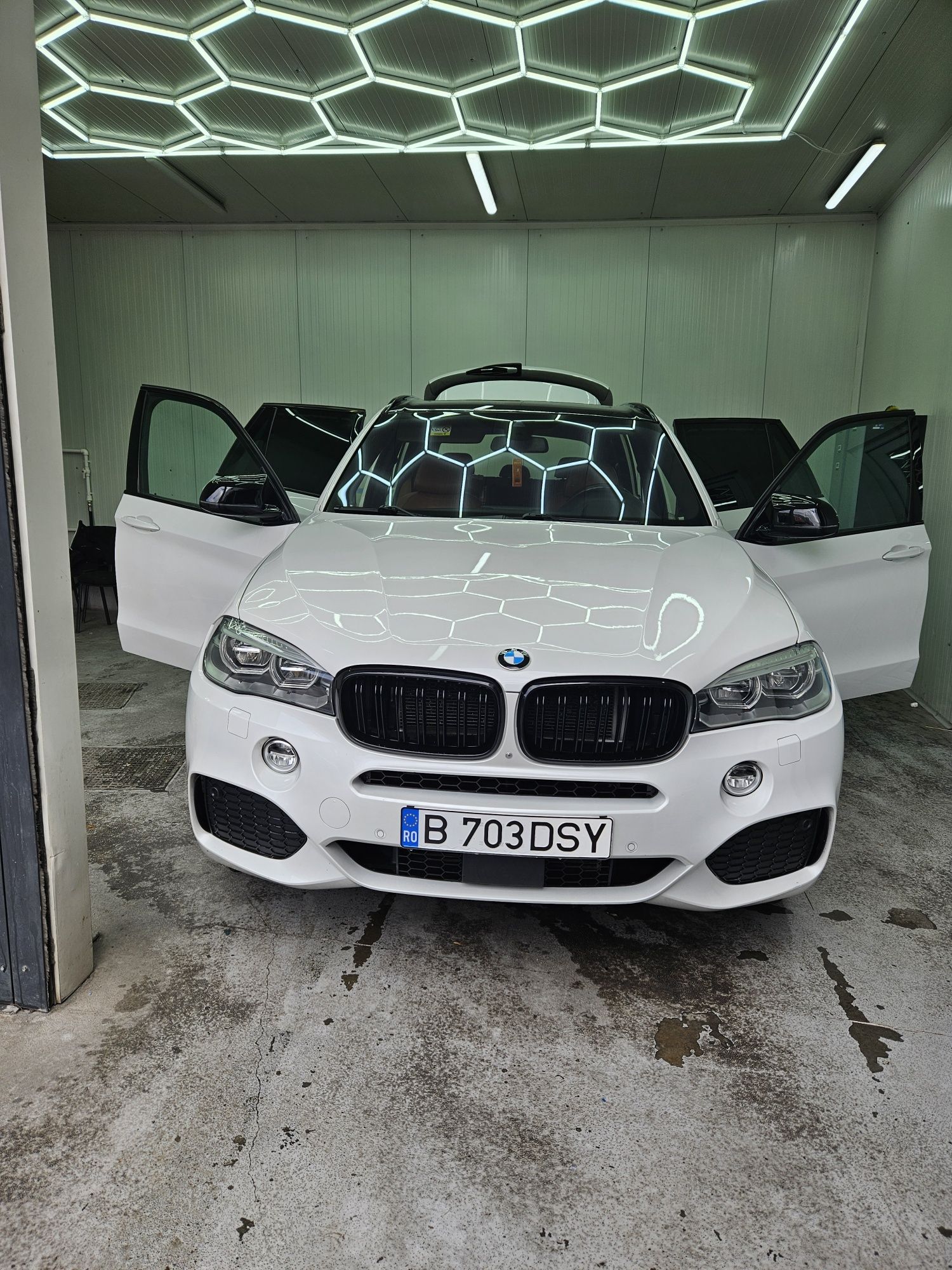 Vând BMW x5 f15 4.0d an 2016