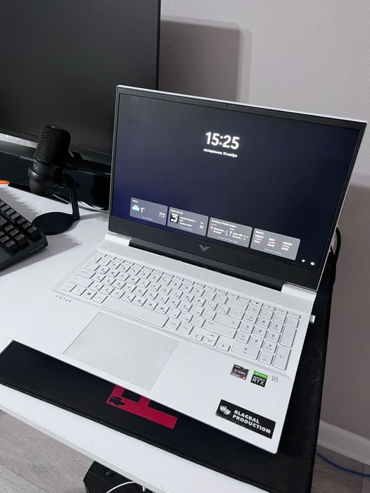 HP Victus 16 — игровой ноутбук в отличном состоянии