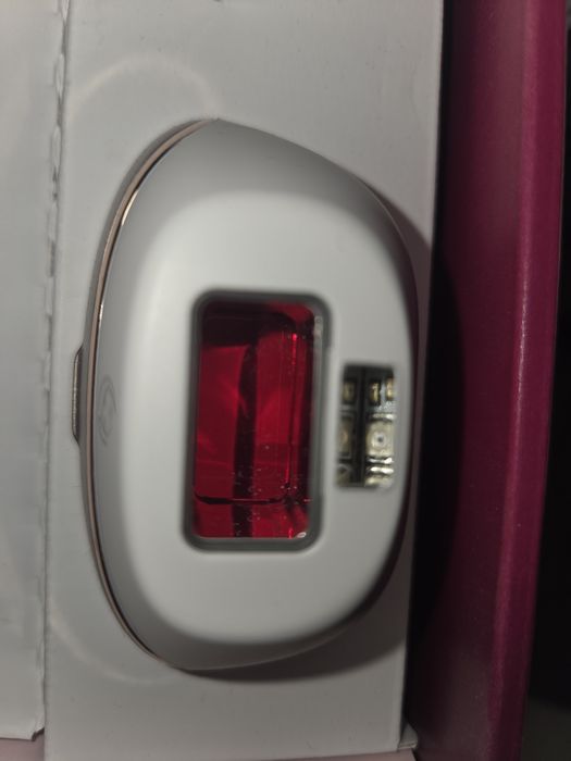 Фотоепилатор Philips Lume SC1998/00