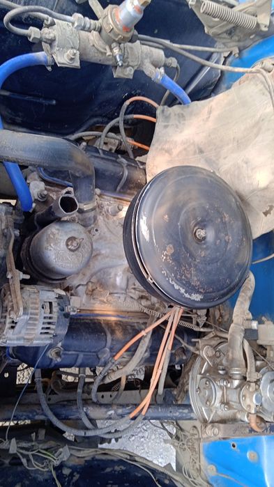 Газ 53 сотилади холати яхши мотор килинган. Ходовойда иши йук.