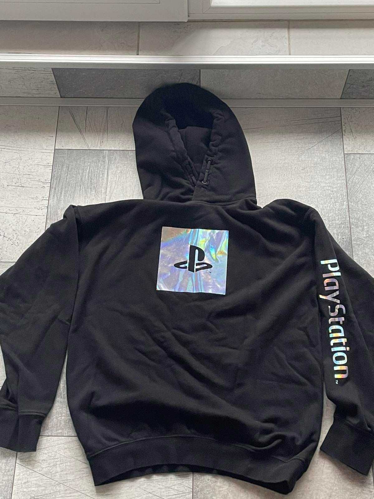 Черен суичър playstation