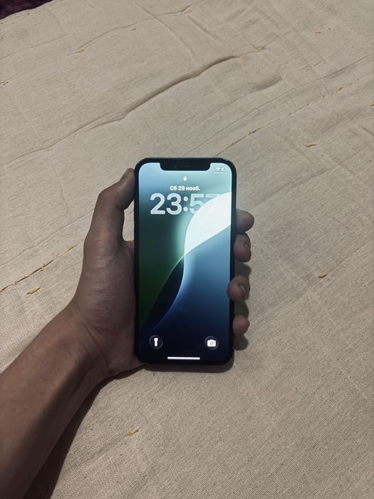 Айфон 12  продам